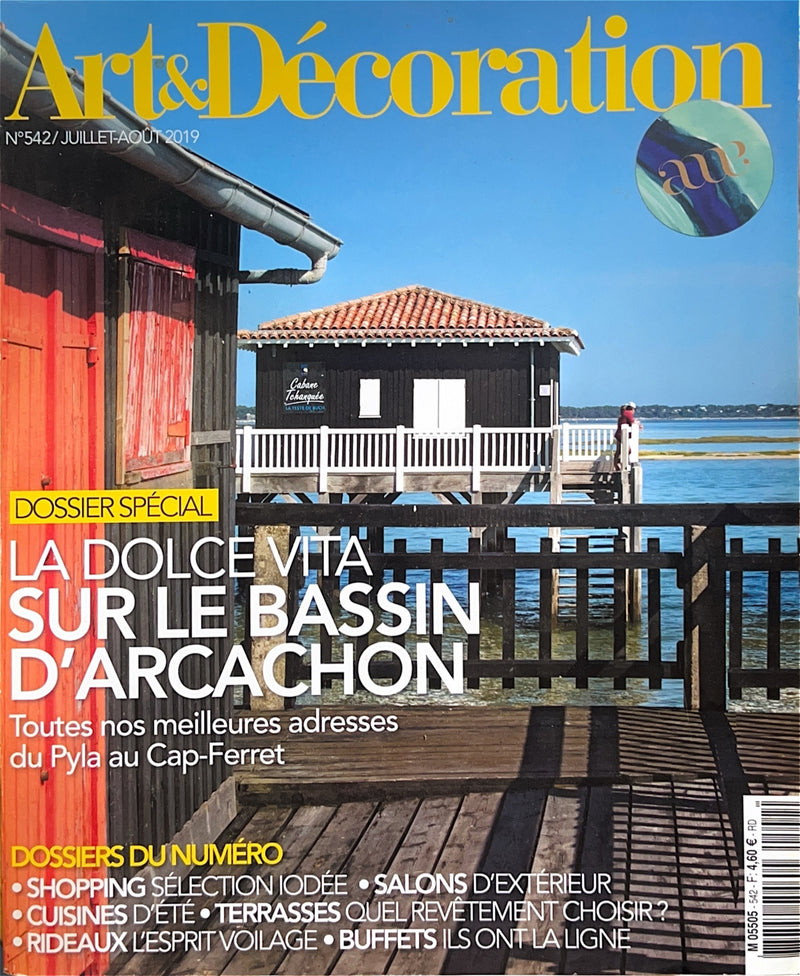 Couverture Art & Decoration n542 juillet-aout 2019, dossier special Bassin d'Arcachon avec AME concept store mentionne