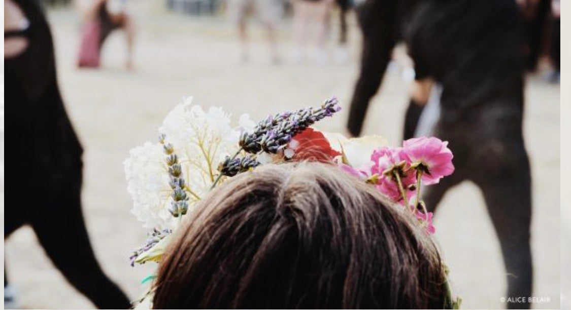 Festival Vie Sauvage — Bourg-sur-Gironde — couronnes de fleurs festival — Âme Bordeaux fleuriste