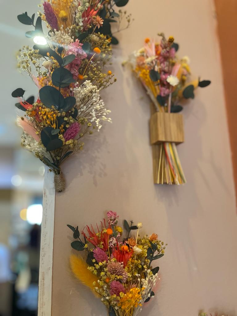 Les Filles by Thibault Trepeau — Bordeaux — végétalisation salon coiffure — Âme Bordeaux fleuriste