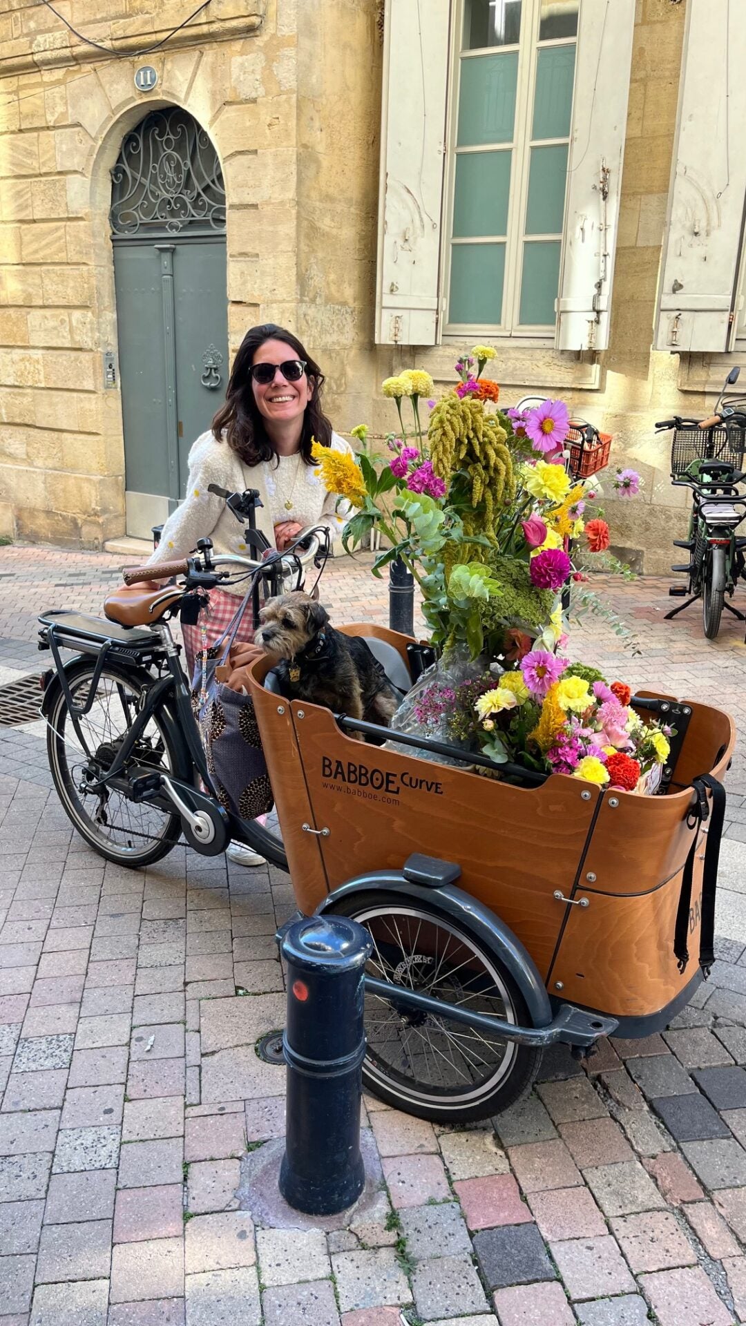 Oui Madame — Bordeaux — compositions florales bar restaurant — Âme Bordeaux fleuriste